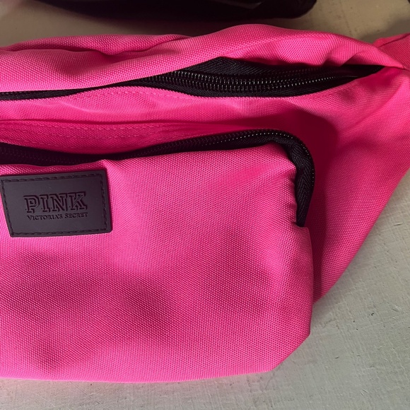 PINK Victorias Secret Pink Black Fanny Pack Belt Bag Athleisure Barbiecore - Picture 3 of 6
